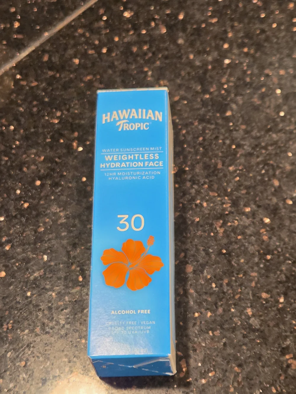 Hawaiian Tropic Weightless Hydration SPF 30